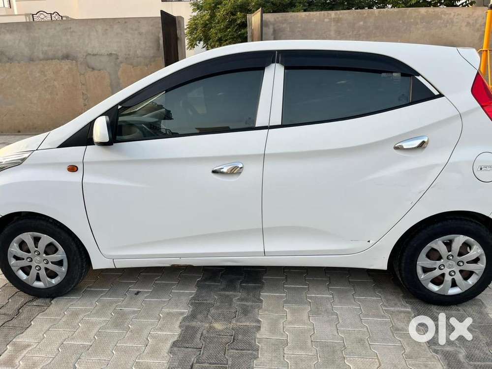 Hyundai Car Manual 2016 Petrol