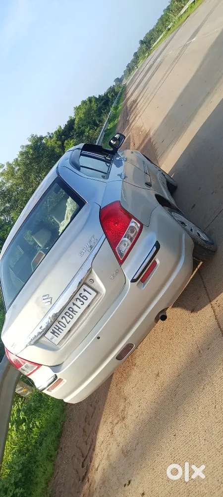 Maruti Suzuki Dzire 1.2 Vxi 2011