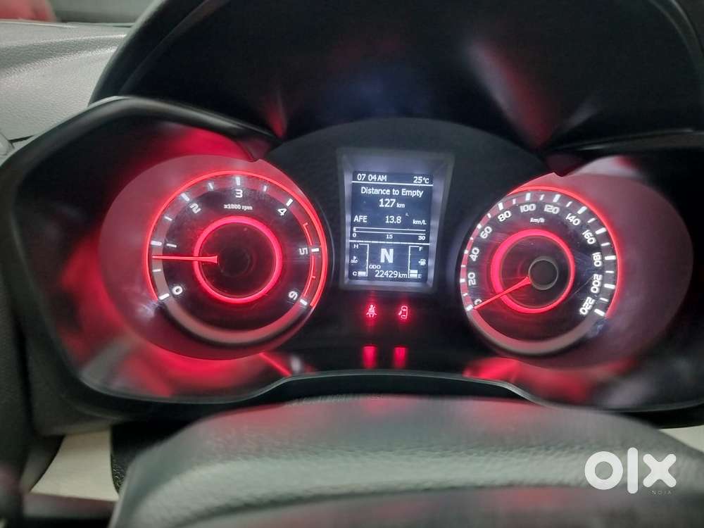 Mahindra Xuv300 W6 Diesel, 2023, Diesel