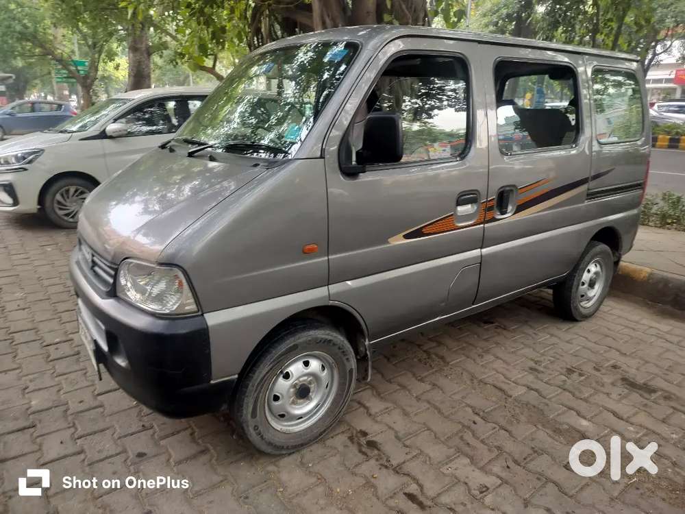 Maruti Suzuki Eeco 2022 Cng & Hybrids 68427 Km Driven