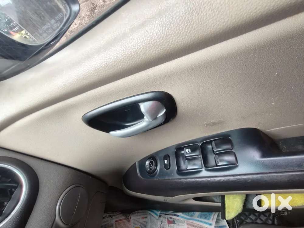 Hyundai I10 Sportz Petrol 2011