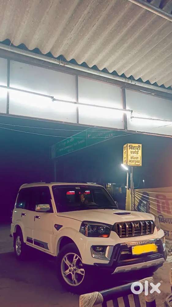 Car Is Maintained And All Service Is Done In Mahindra Service Centre.