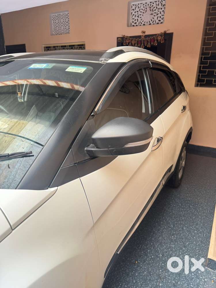 Tata Nexon 2023 Petrol Well Maintained(price Negotiable)