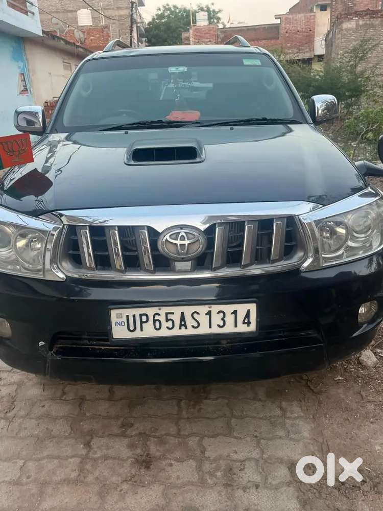 Toyota Fortuner 2010 4×4