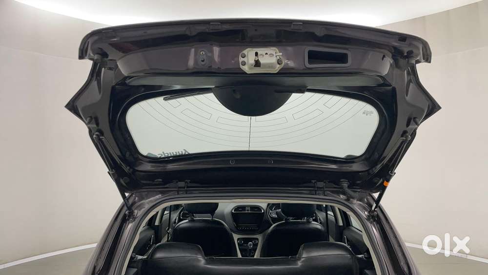 Tata Tiago Xza Plus, 2022, Petrol