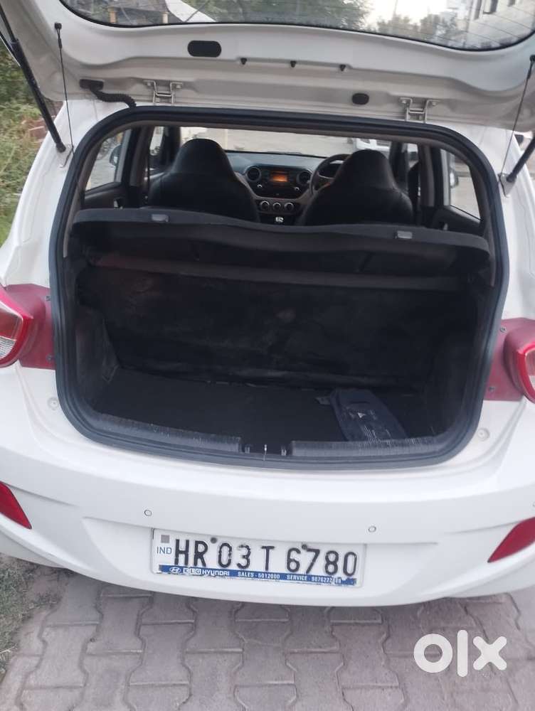 Hyundai Grand I10 2013-2016 Sportz, 2015, Petrol