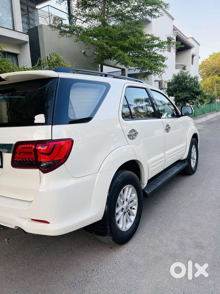 Toyota Fortuner 2011-2016 4x2 4 Speed At, 2014, Diesel