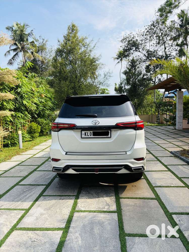 Toyota Fortuner 4x2 At 2.8 Diesel, 2022, Diesel