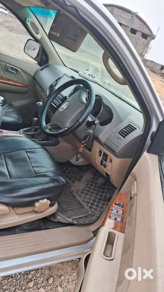 Toyota Fortuner Diesel Manual 2012