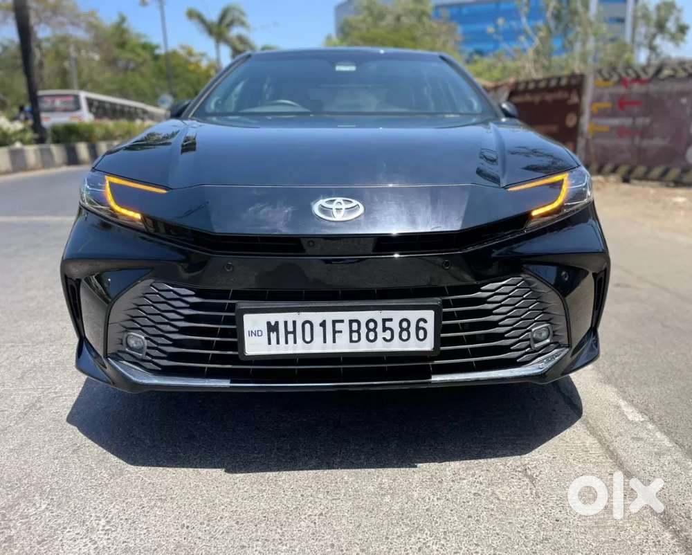 Toyota Camry, 2026, Petrol