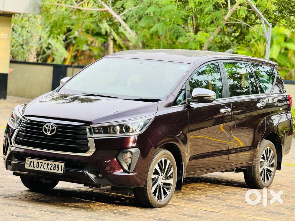 Toyota Innova Crysta