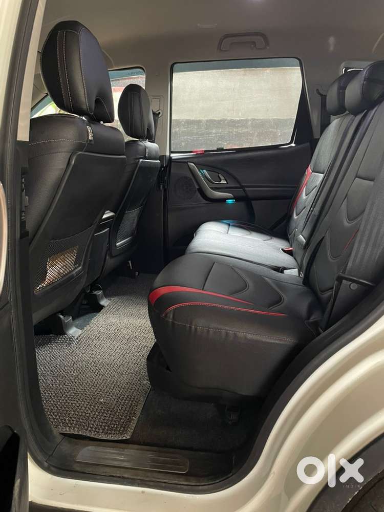 Mahindra Xuv 500 W7 Pearl White 2020 In Perfect Condition For Sell