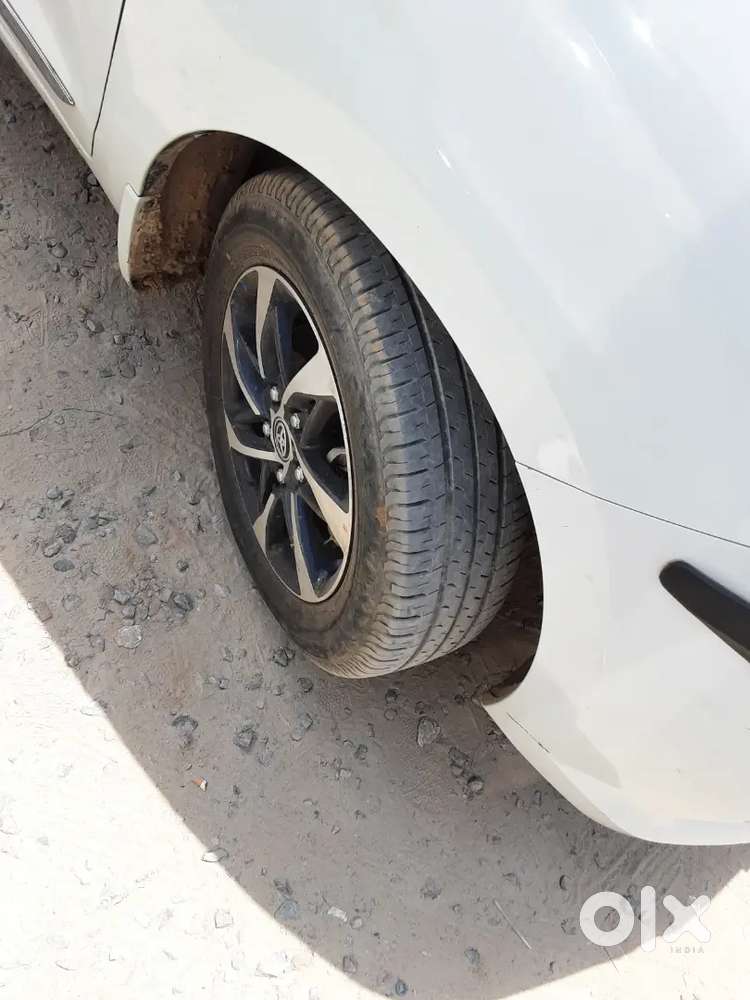 Toyota Rumion 2025 Petrol Well Maintained