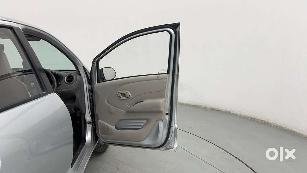 Datsun Redigo T Option, 2017, Petrol
