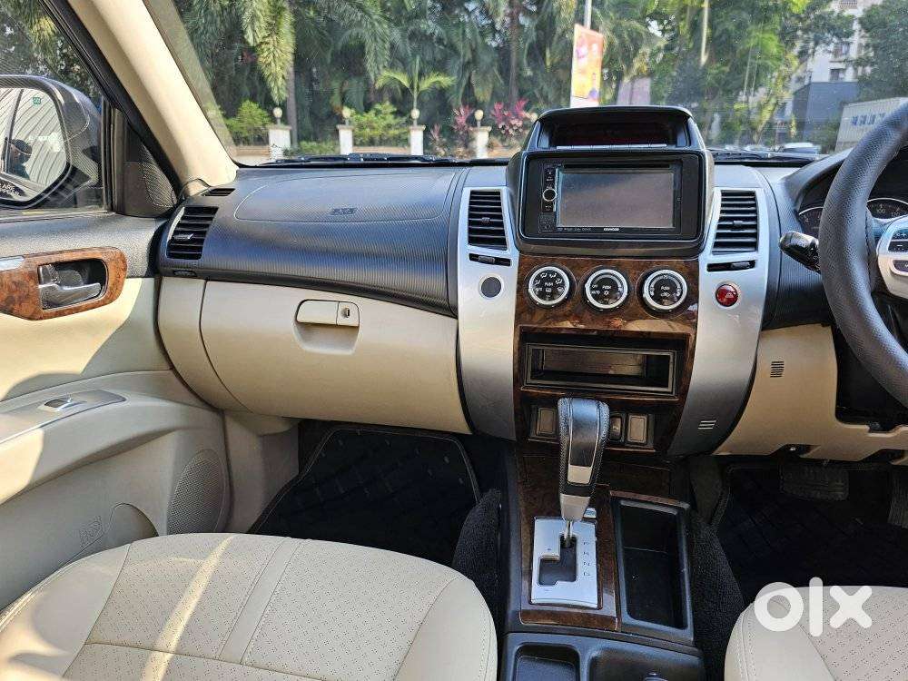 Mitsubishi Pajero Sport 2.5 Automatic, 2015, Diesel