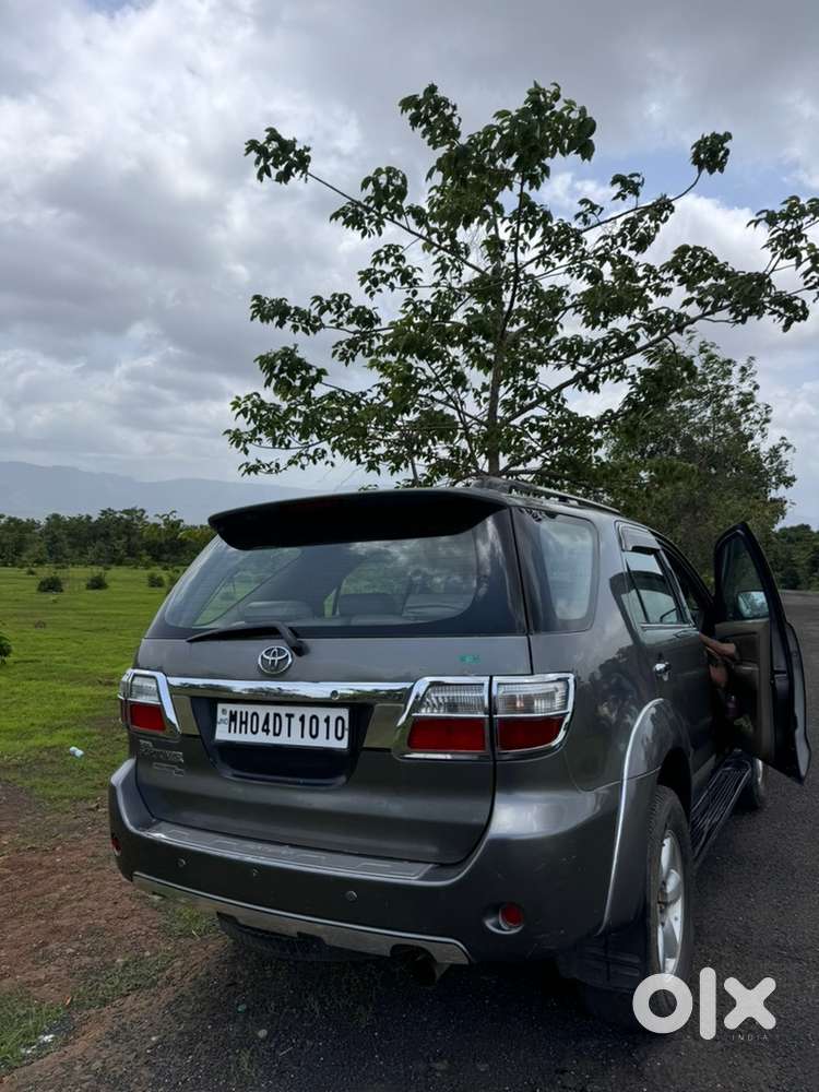 Toyota Fortuner 2010 Diesel With Vip No.