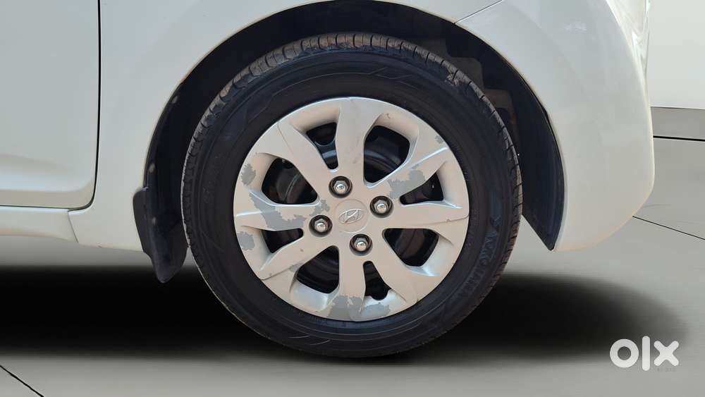 Hyundai Eon Magna +, 2017, Petrol