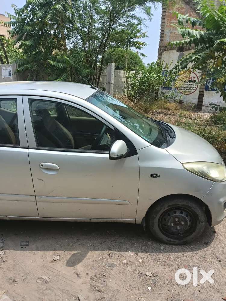 Hyundai I10 Sportz At Second-hand 2011