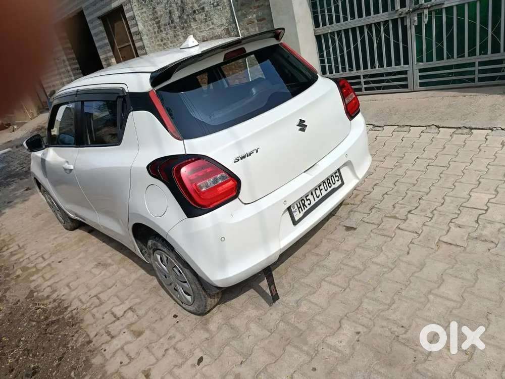 Maruti Suzuki Swift 2021 Manual Petrol