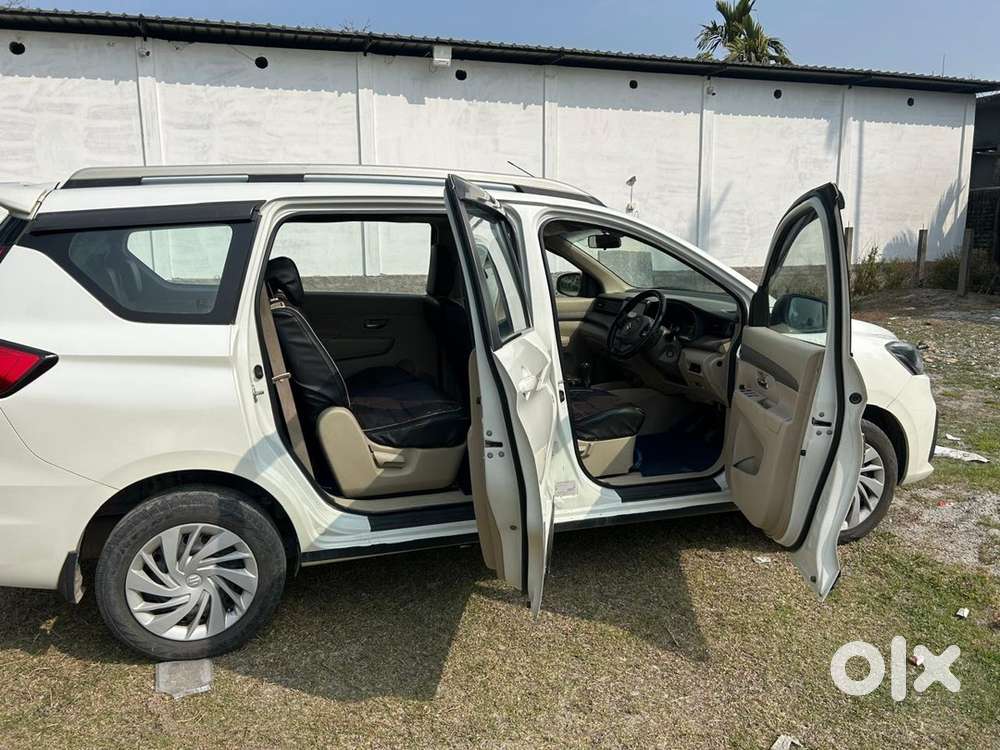 Maruti Suzuki Ertiga Vxi Smart Hybrid