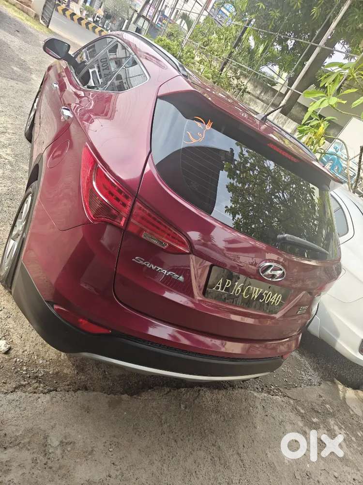 Hyundai New Santa Fe 2014 Diesel 142000 Km Driven
