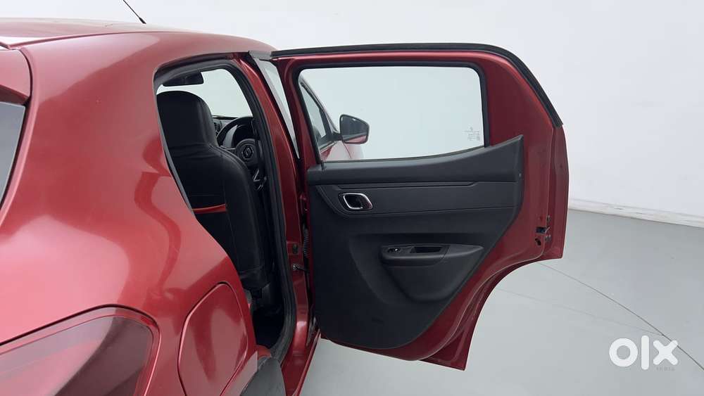 Renault Kwid 2019-ongoing 1.0 Rxt (o), 2019, Petrol