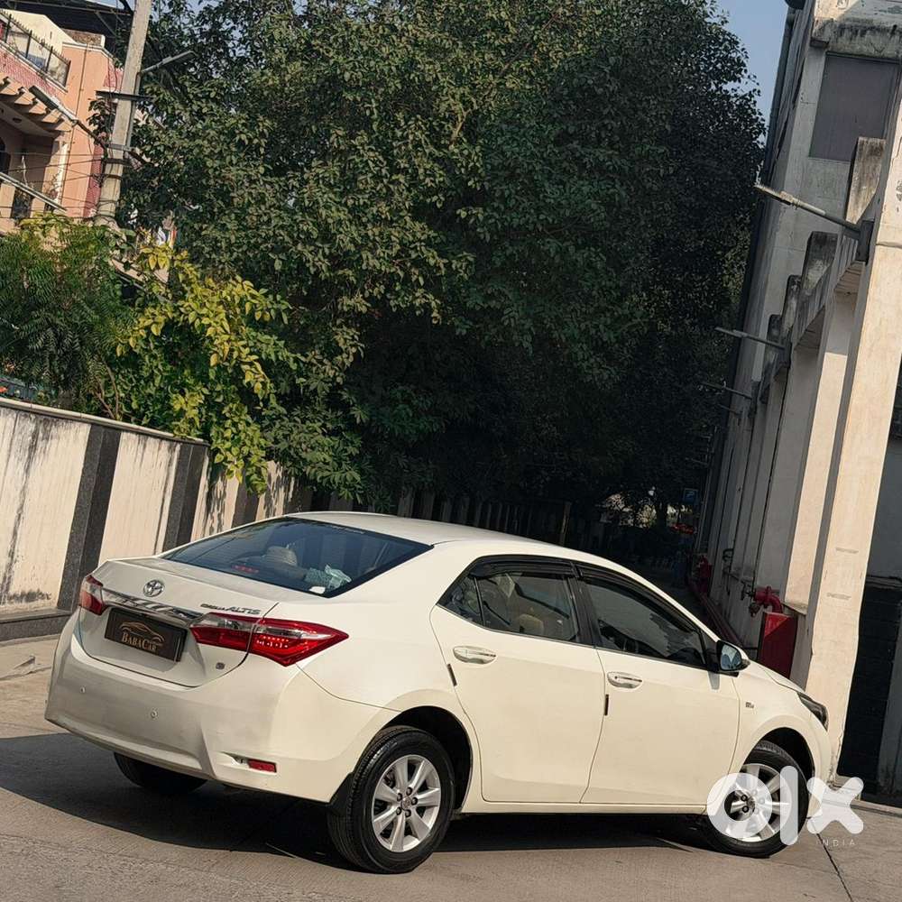 Toyota Corolla Altis 2016