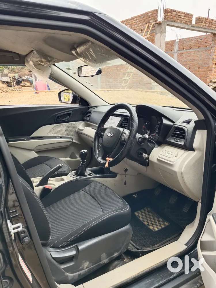 Mahindra Xuv300 2022 Diesel 23879 Km Driven