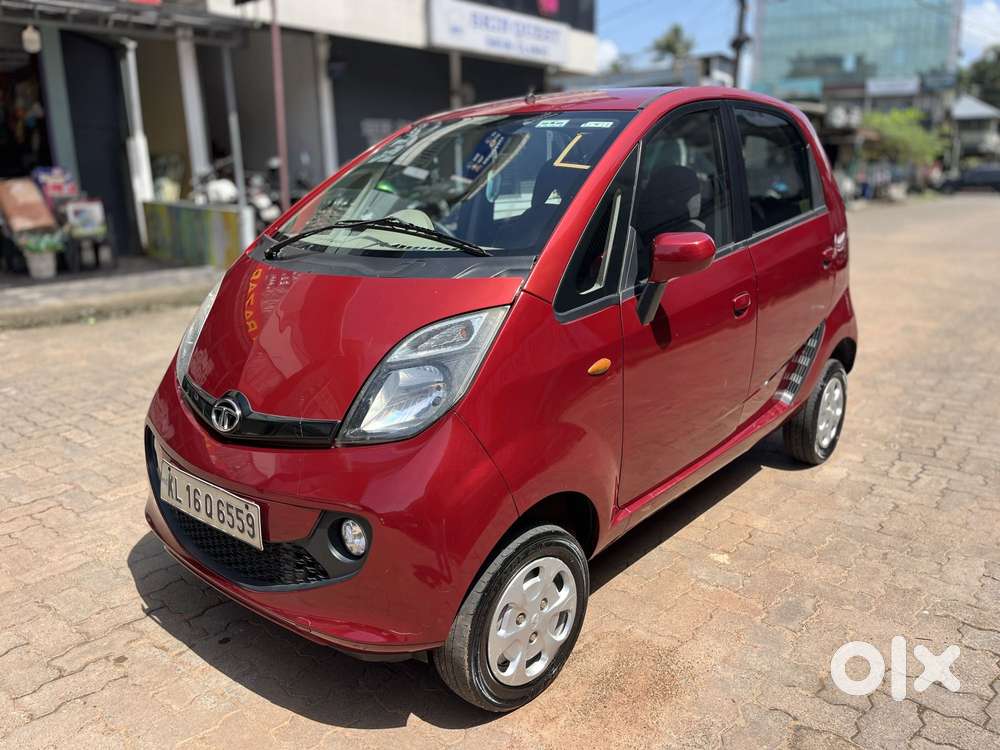 Tata Nano Xta, 2016