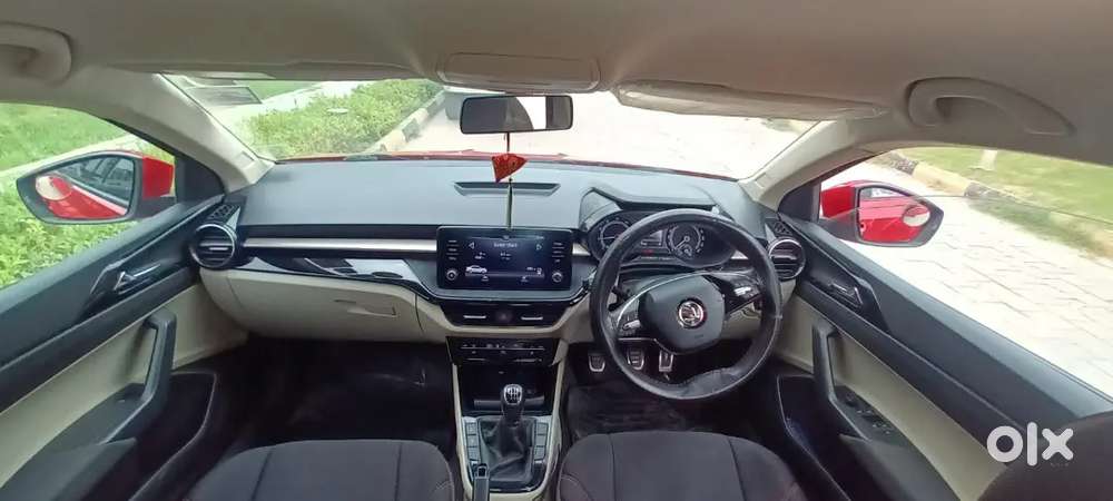 Skoda Slavia 2023 Mt