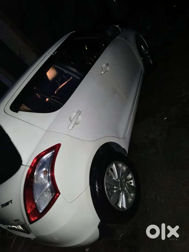 Swift Maruti 2015 88k Km Well Maintained Car All Documents Up To Date