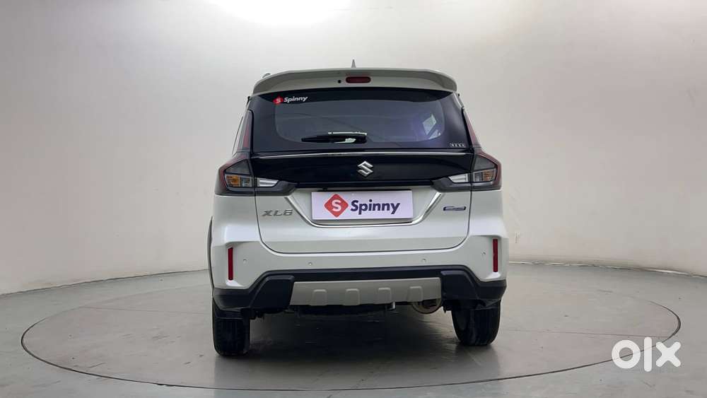 Maruti Suzuki XL6 1.5 Alpha AT, 2024, Petrol