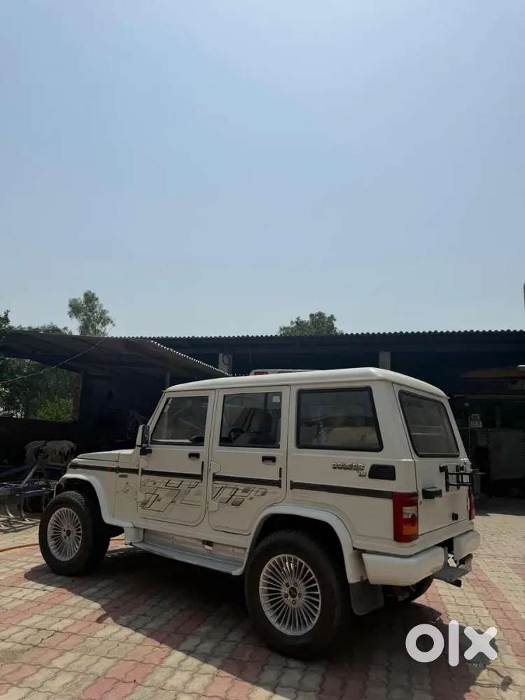 Mahindra Bolero Neo 2014