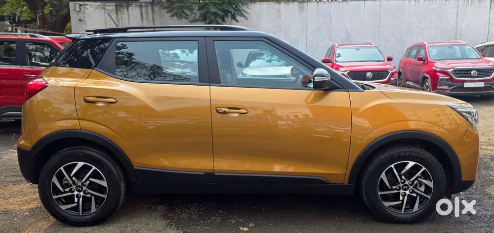 Mahindra Xuv300 W8 Option, 2026, Petrol