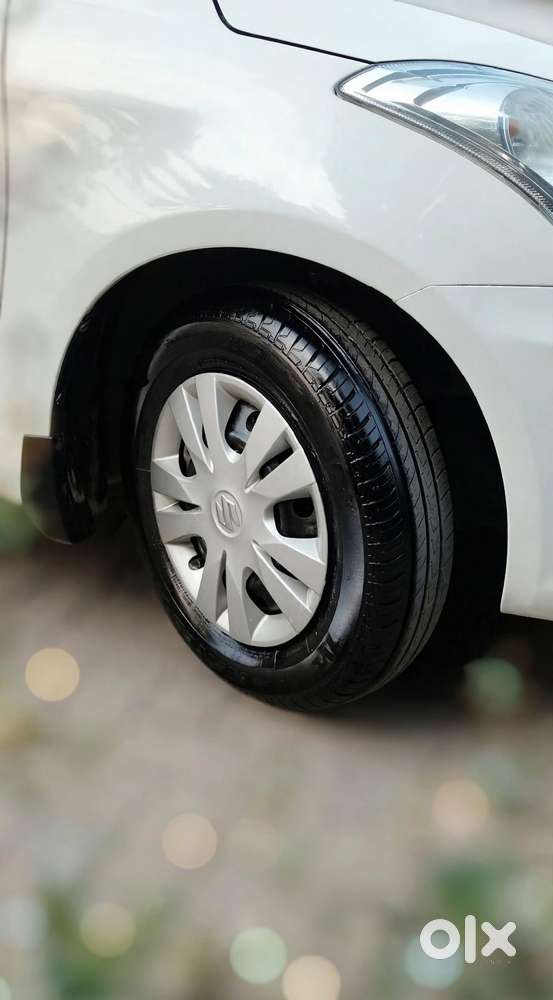 Maruti Suzuki Swift Dzire 1.2 Vxi Bsiv, 2012, Petrol