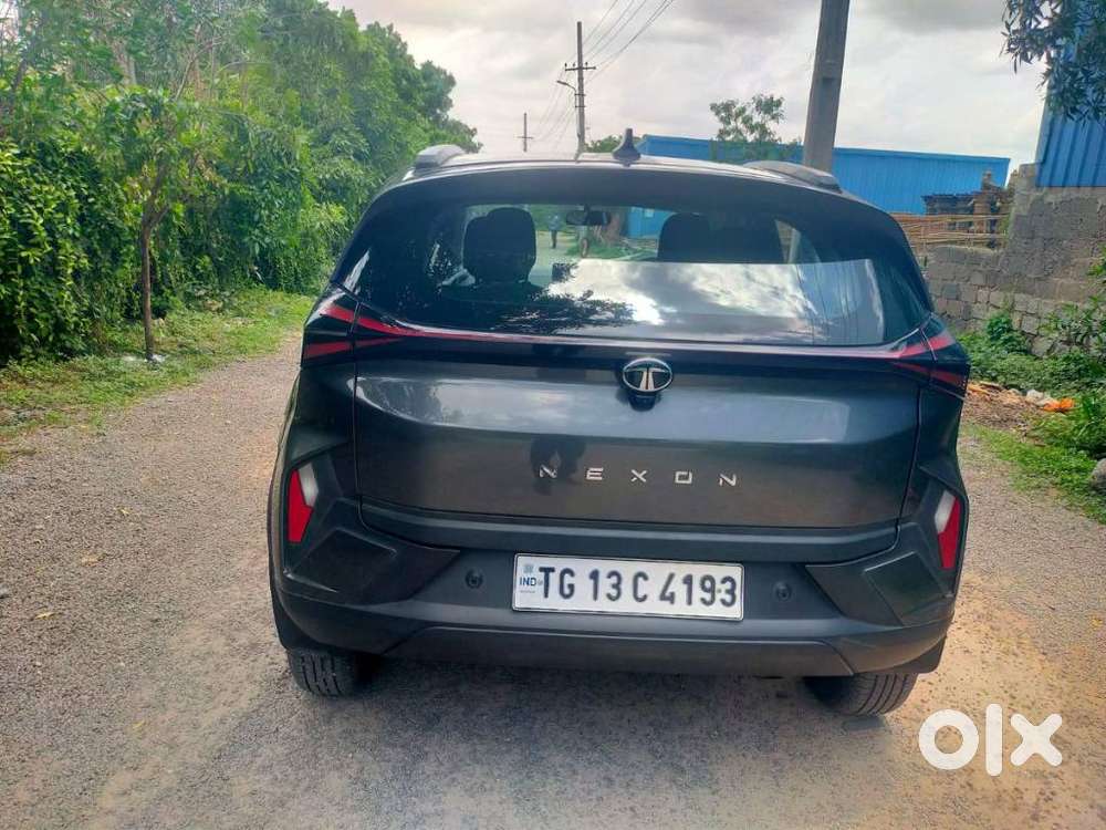 Tata Nexon Pure 1.2 Revotron Petrol 6 Mt, 2025, Petrol