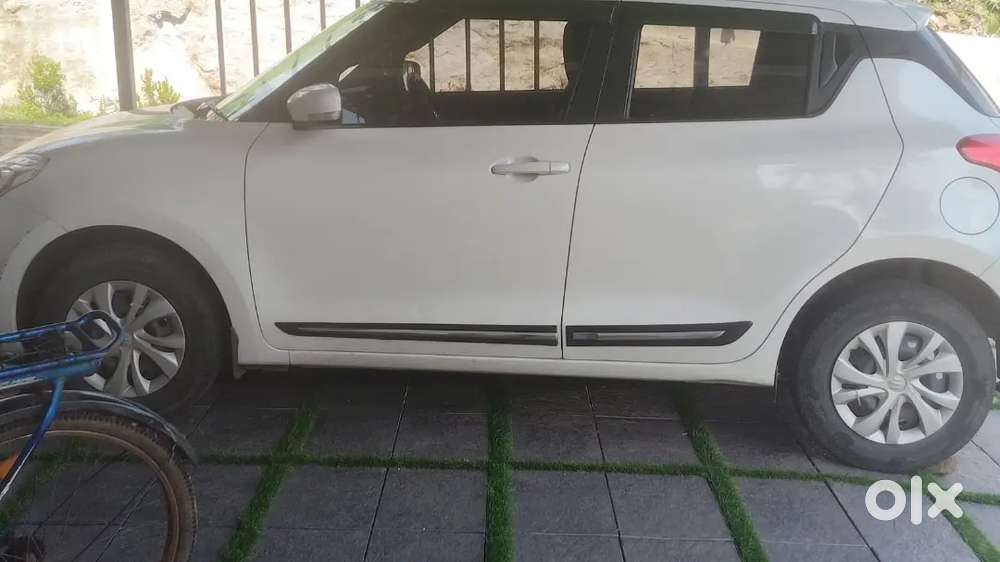 Maruti Suzuki Swift Vxi 2020 Company Service Book