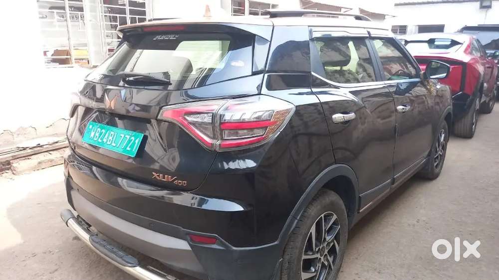 Mahindra XUV400 EV 2024 Electric 17000 Km Driven - Photo 2