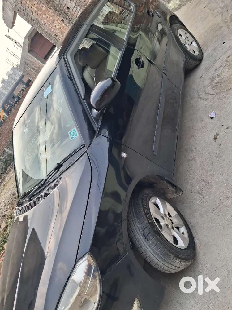 Skoda Fabia 2012 Petrol 65000 Km Driven