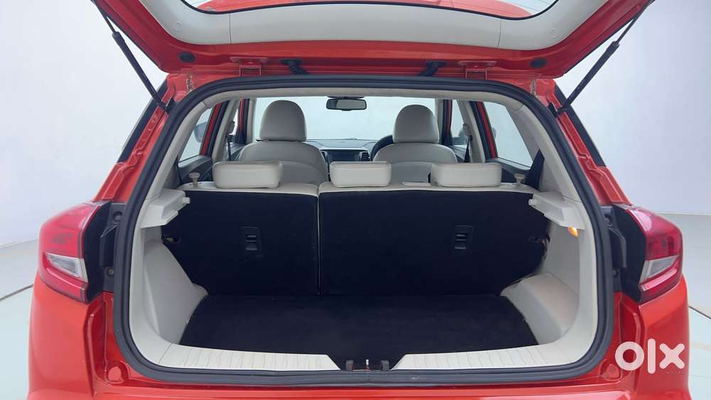 Mahindra Xuv300 W8 Option, 2020, Petrol