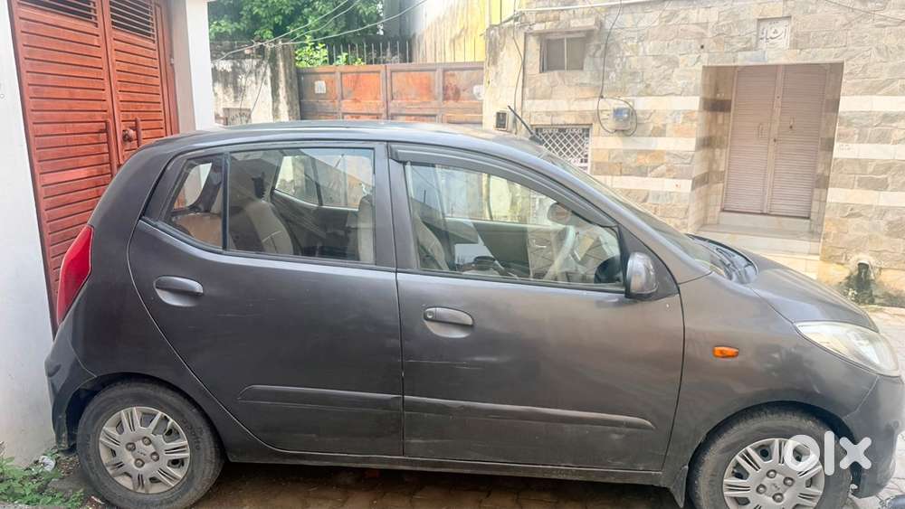 Hyundai I10 2011 Car