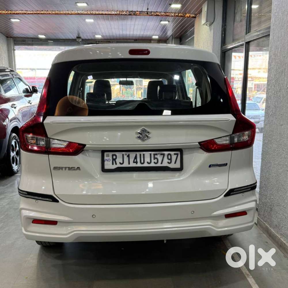 Maruti Suzuki Ertiga Vxi Shvs, 2023, Petrol