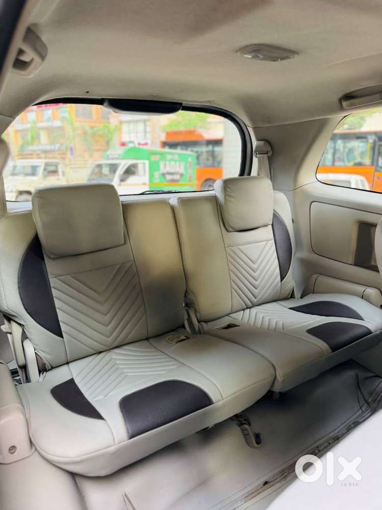Toyota Innova 2.0 V, 2013, Diesel