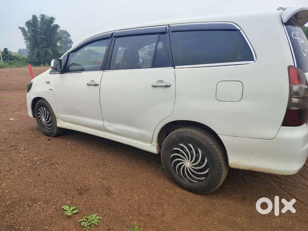 Toyota Innova 2.5 G 2013