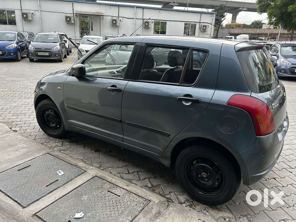 Maruti Suzuki Swift 1.3 ZXI, 2006, Petrol