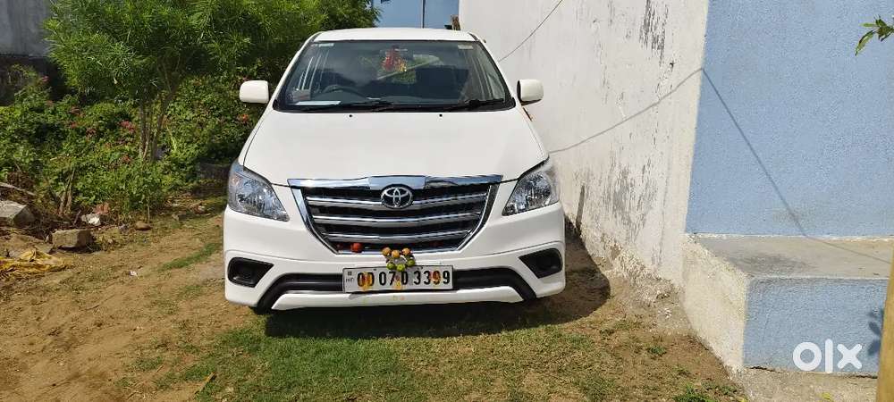 Toyota Innova 2.5 Gx 2014