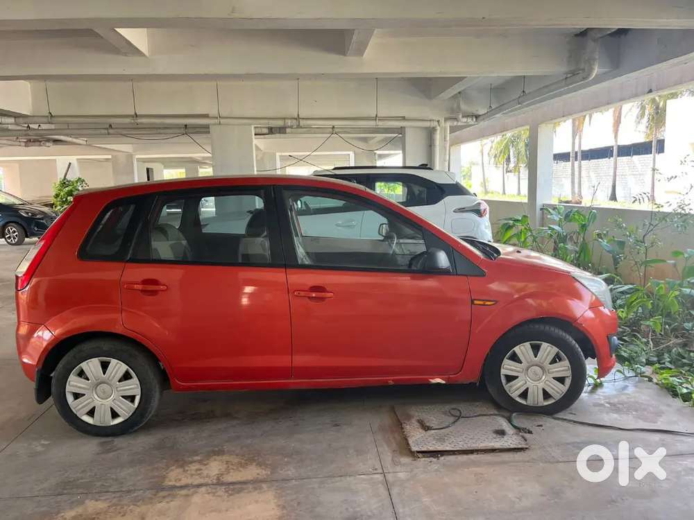 Ford Figo 2015 Diesel 110000 Km Driven
