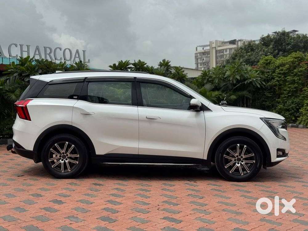 Mahindra Xuv700 2.2 Ax 7 Diesel At Luxury Pack Str, 2022, Diesel