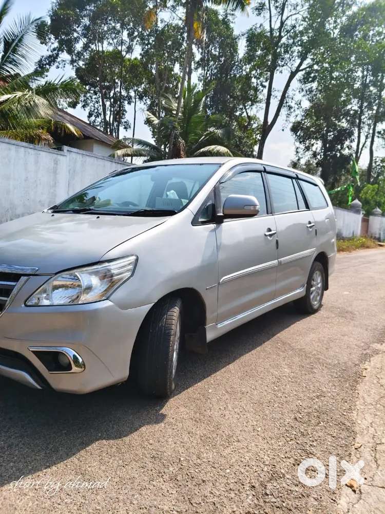 Toyota Innova 2012 Diesel Well Maintained