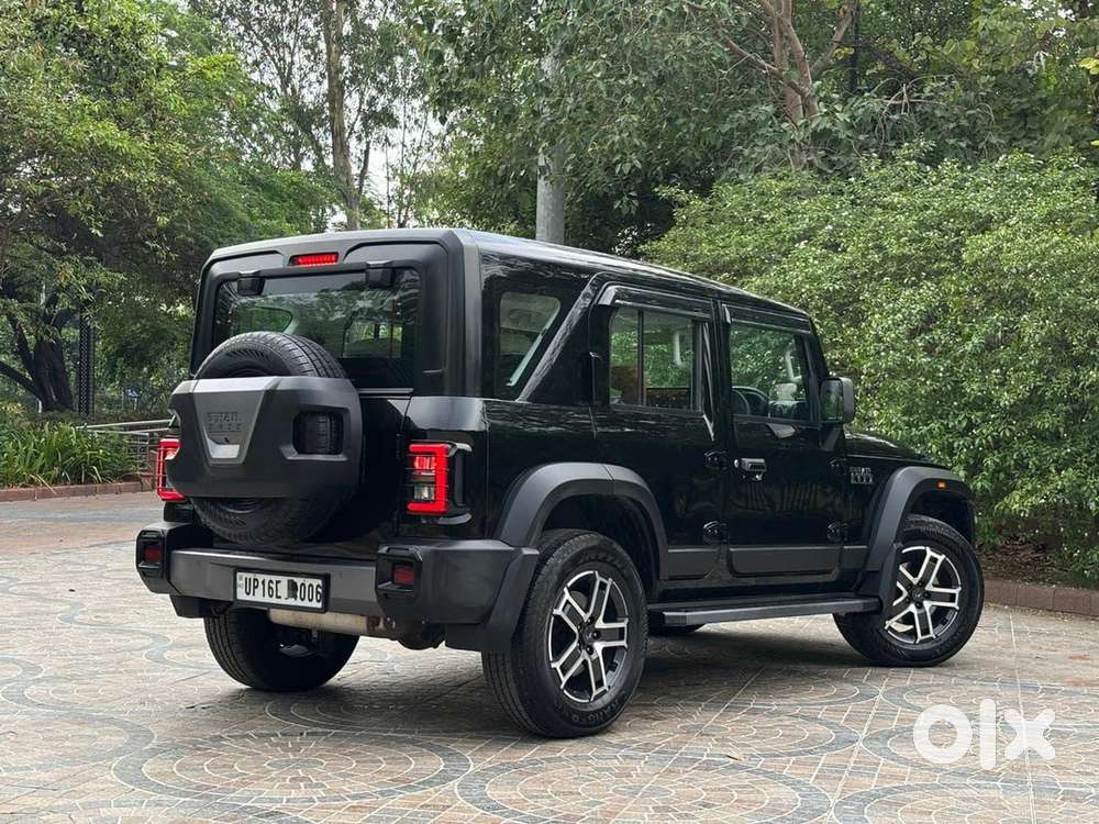 Mahindra Thar Roxx Petrol 2025